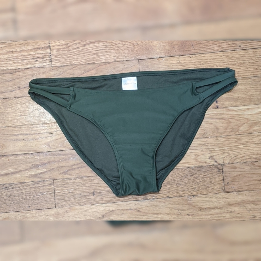 5/$25 Versatile green bikini bottoms